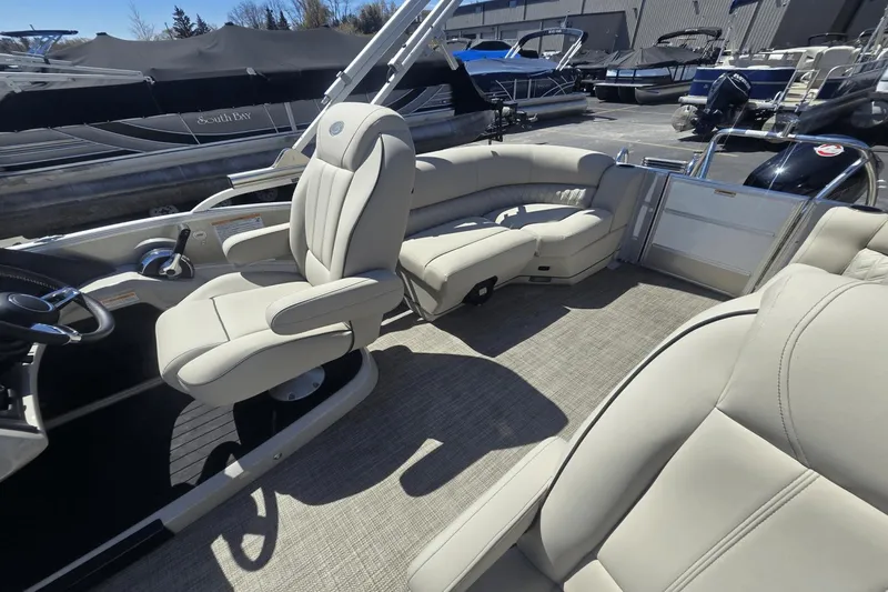 Slide: The Image of Barletta L21QC 2019 - 12