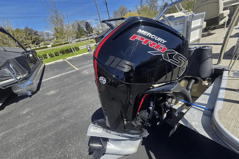 Slide: The Image of Barletta L21QC 2019 - 20