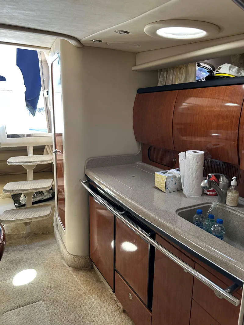 Slide: The Image of Sea Ray 360 Sundancer 2004 - 55