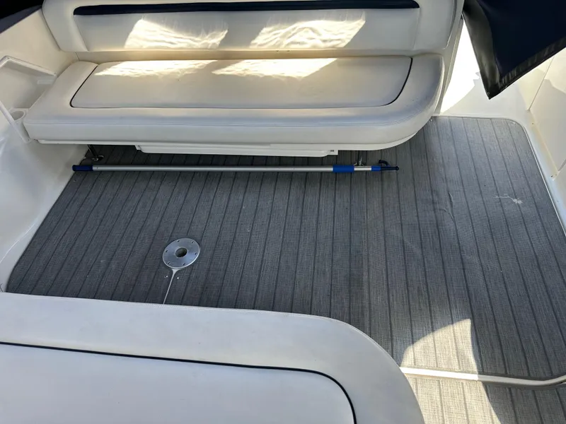 Slide: The Image of Sea Ray 360 Sundancer 2004 - 59