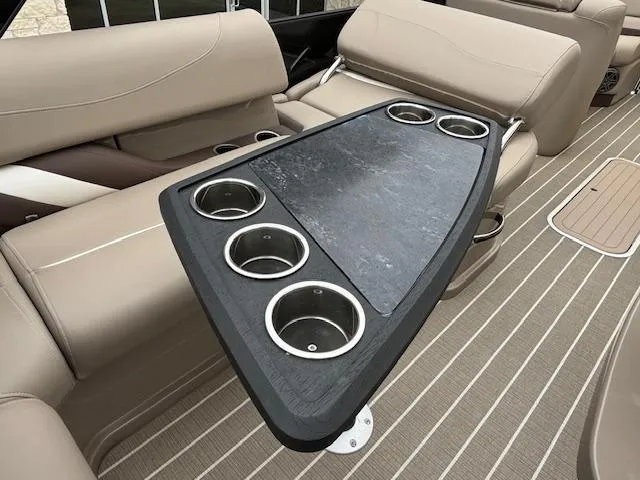 Slide: The Image of Sylvan S-3 CLZ 2024 - 22