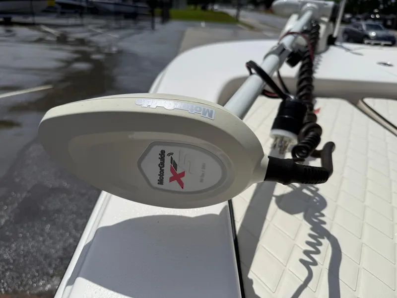 Slide: The Image of 2022 Carolina Skiff 21 LS with Minn Kota trolling motor on deck. - 8