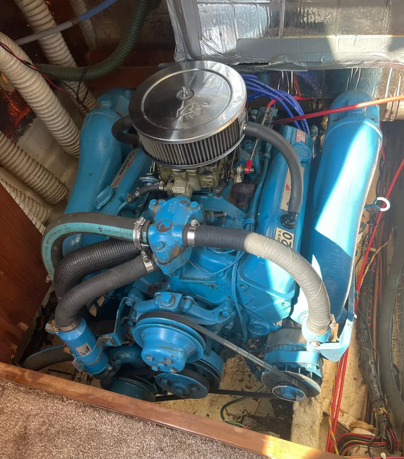 Slide: The Image of Bluewater 42 Coastal Cruiser 1984 - 53