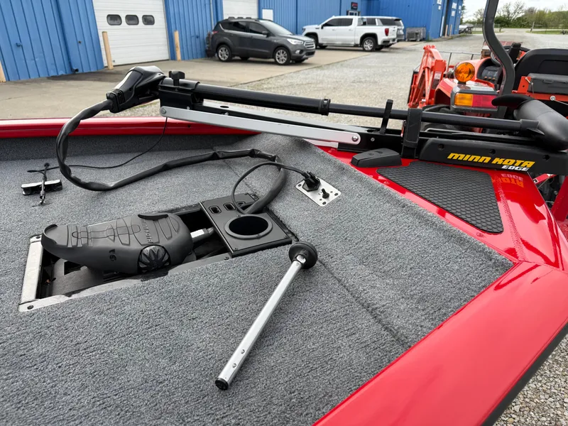 Slide: The Image of 2016 Tracker Pro Team 175 TXW boat deck with trolling motor and accessories. - 8