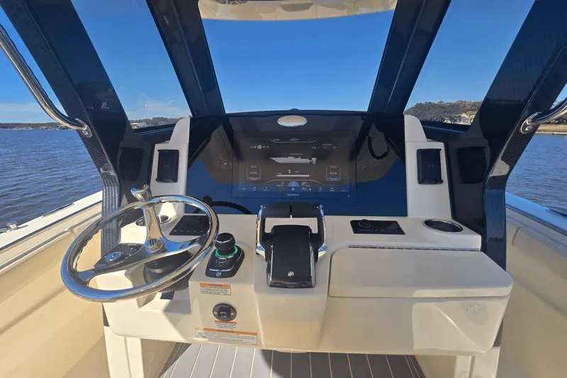 Slide: The Image of Scout 288 LXF 2026 - 22