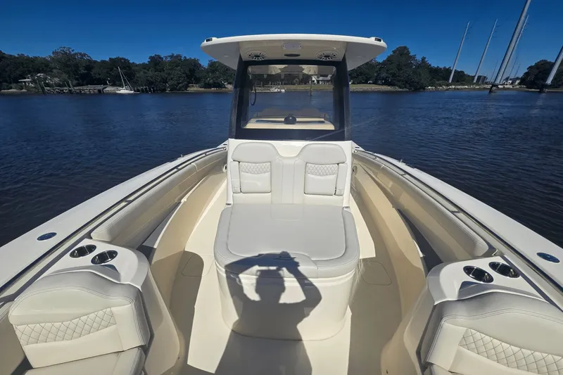 Slide: The Image of Scout 288 LXF 2026 - 32