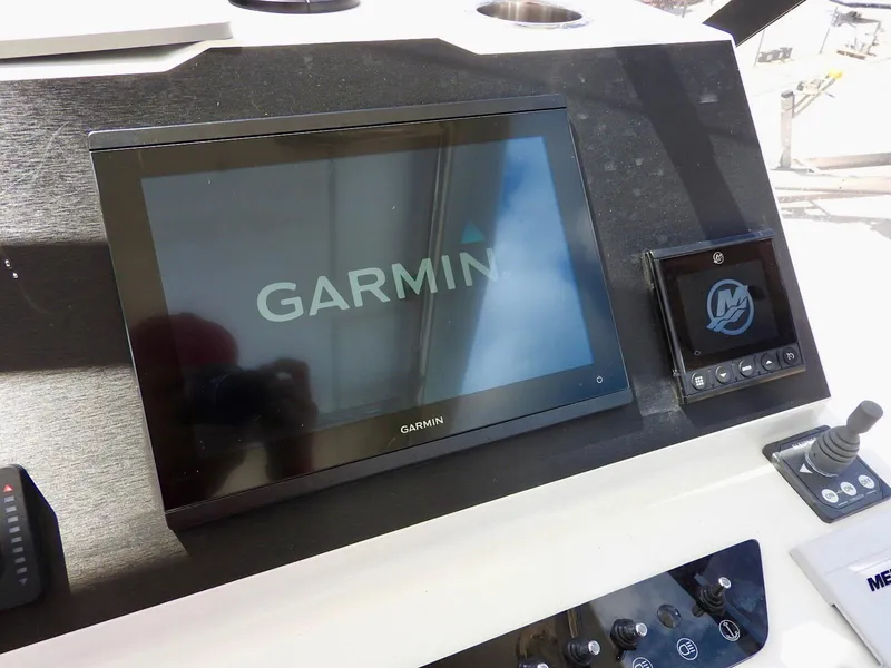 Slide: The Image of Garmin navigation system on 2023 Beneteau Flyer 9 SUNdeck boat dashboard. - 25