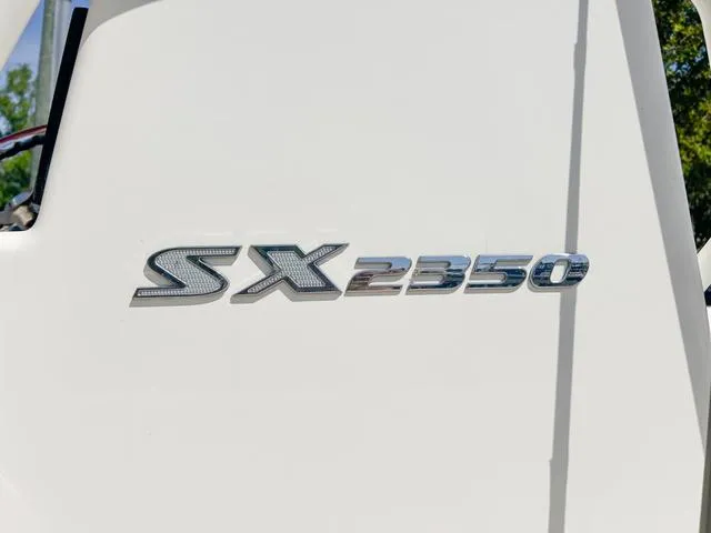 Slide: The Image of Skeeter SX2350 2022 - 4