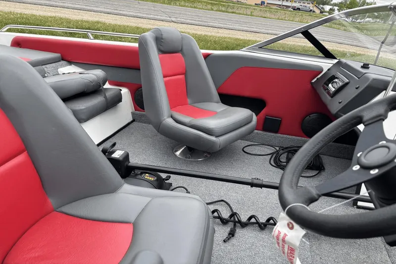 Slide: The Image of Skeeter 190 Sl 2003 - 10