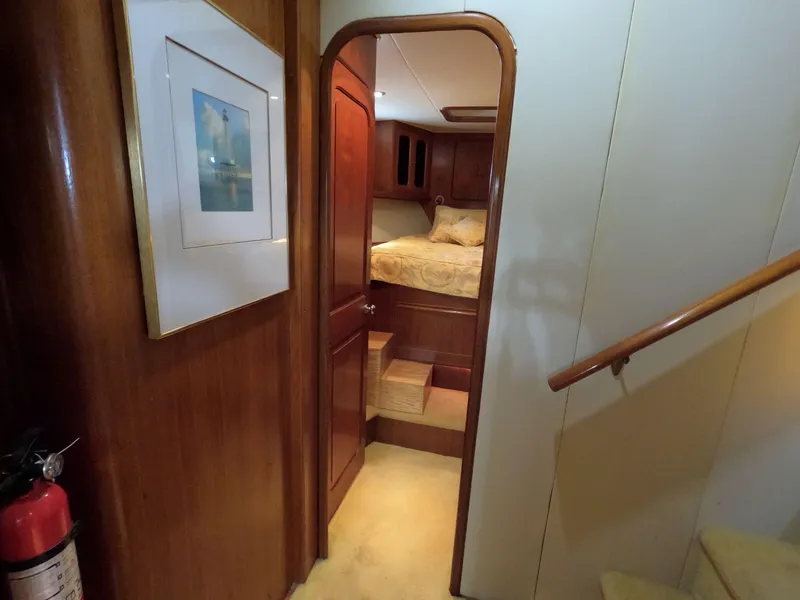 Slide: The Image of Viking Gulfstar 55 MY 1988 - 103