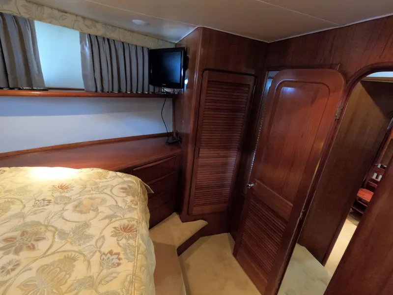 Slide: The Image of Viking Gulfstar 55 MY 1988 - 106