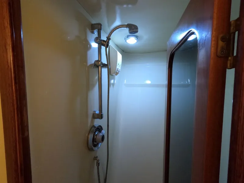 Slide: The Image of Viking Gulfstar 55 MY 1988 - 111