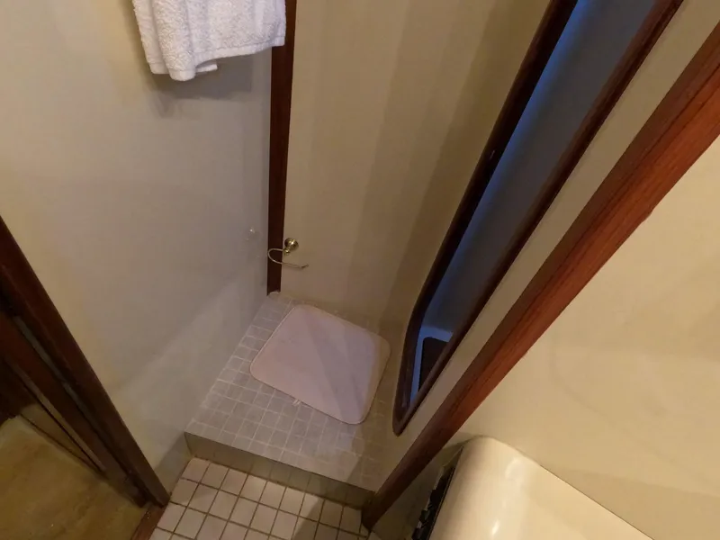 Slide: The Image of Viking Gulfstar 55 MY 1988 - 114