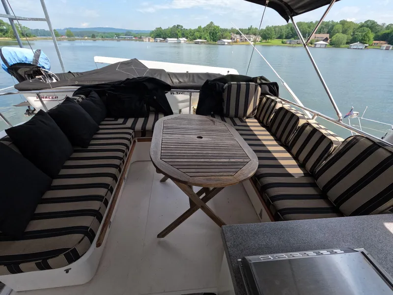 Slide: The Image of Viking Gulfstar 55 MY 1988 - 123