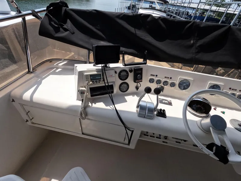 Slide: The Image of Viking Gulfstar 55 MY 1988 - 124