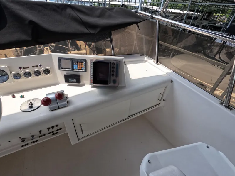 Slide: The Image of Viking Gulfstar 55 MY 1988 - 126