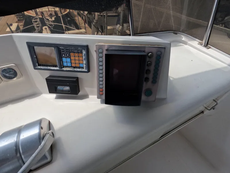 Slide: The Image of Viking Gulfstar 55 MY 1988 - 131