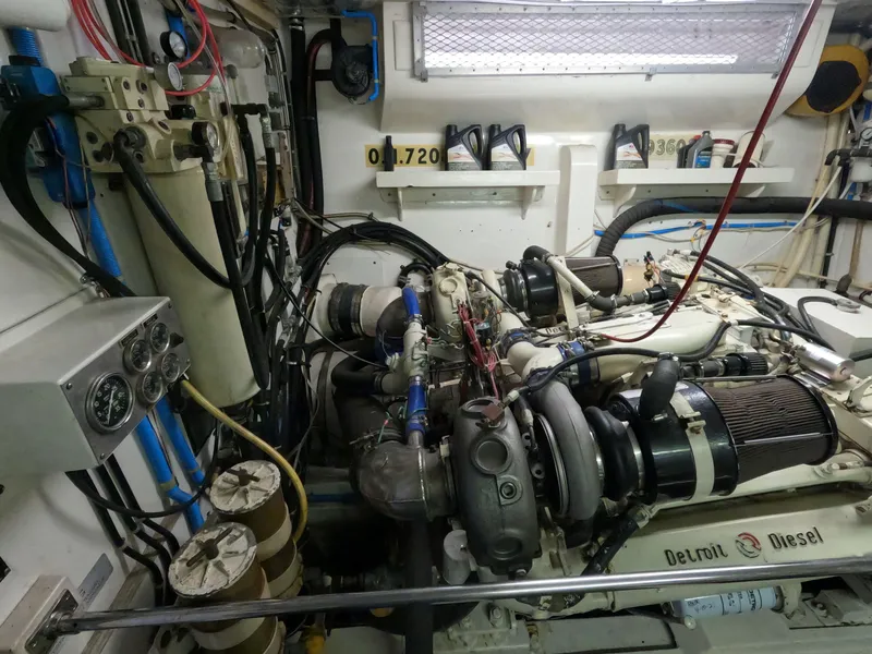 Slide: The Image of Viking Gulfstar 55 MY 1988 - 135