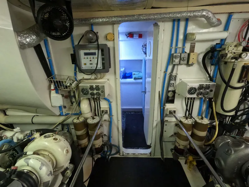 Slide: The Image of Viking Gulfstar 55 MY 1988 - 139