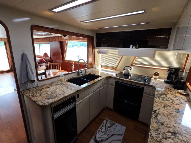 Slide: The Image of Viking Gulfstar 55 MY 1988 - 59