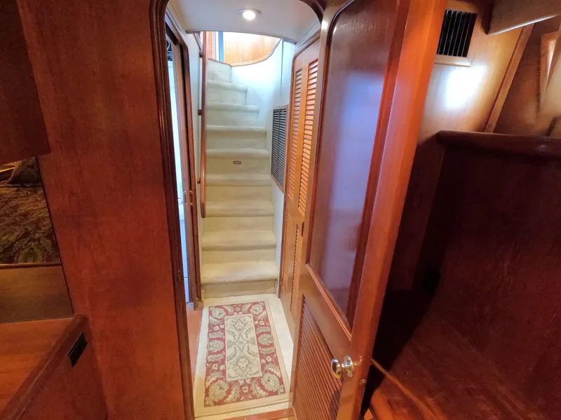 Slide: The Image of Viking Gulfstar 55 MY 1988 - 83