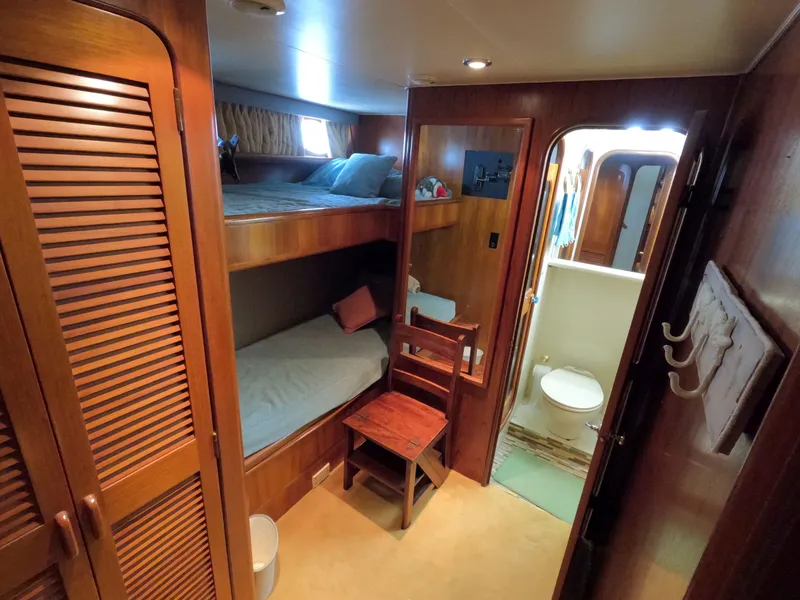 Slide: The Image of Viking Gulfstar 55 MY 1988 - 91