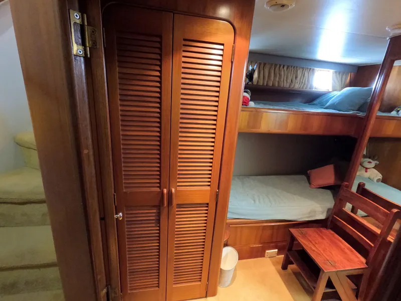 Slide: The Image of Viking Gulfstar 55 MY 1988 - 92