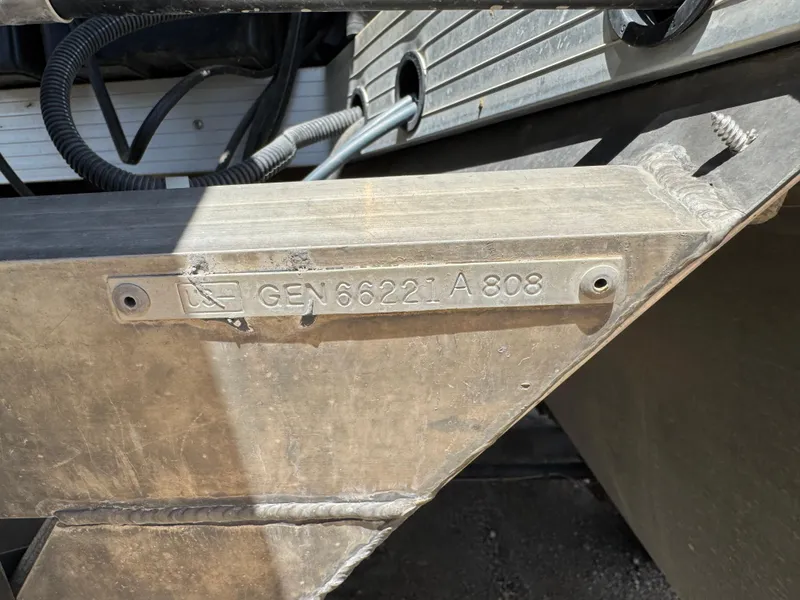 Slide: The Image of Close-up of a 2008 G3 SunCatcher 228 F&C Vinyl boat's metal identification plate. - 5