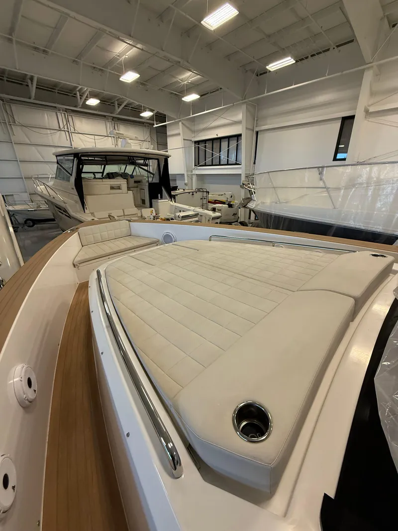 Slide: The Image of Pardo Yachts 43 2023 - 11