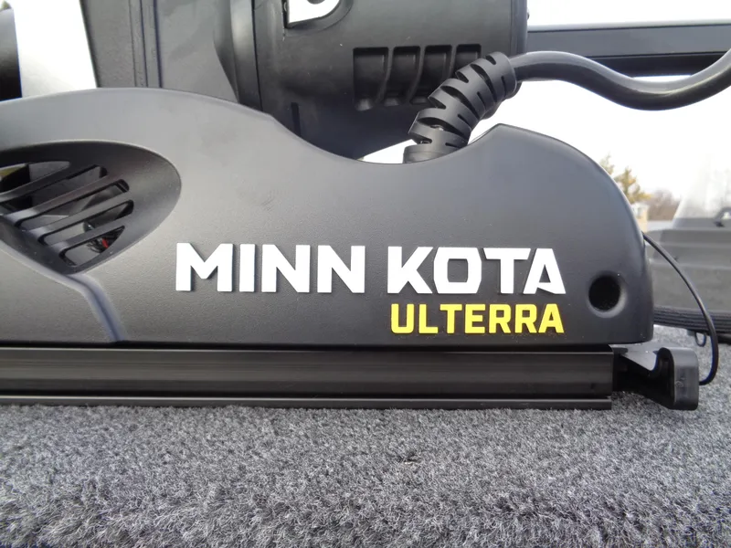 Slide: The Image of Minn Kota Ulterra trolling motor on 2025 Lund 1775 Adventure SS boat. - 5
