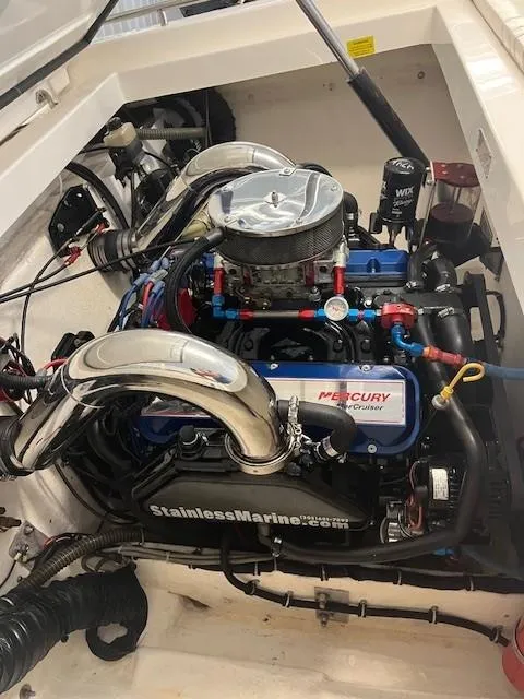 Slide: The Image of Engine of a 2000 Fountain 27 Fever boat with Mercury components and stainless steel parts. - 6