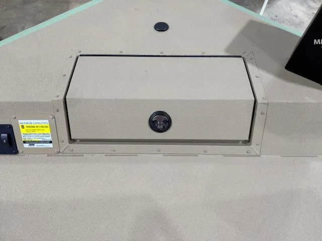 Slide: The Image of SeaArk Easy 200 / SUZUKI DF200 2025 - 21