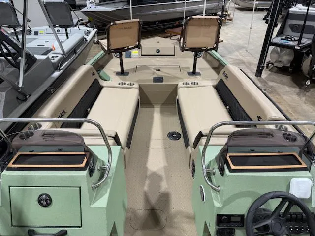 Slide: The Image of SeaArk Easy 200 / SUZUKI DF200 2025 - 4