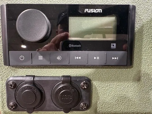 Slide: The Image of SeaArk Easy 200 / SUZUKI DF200 2025 - 6