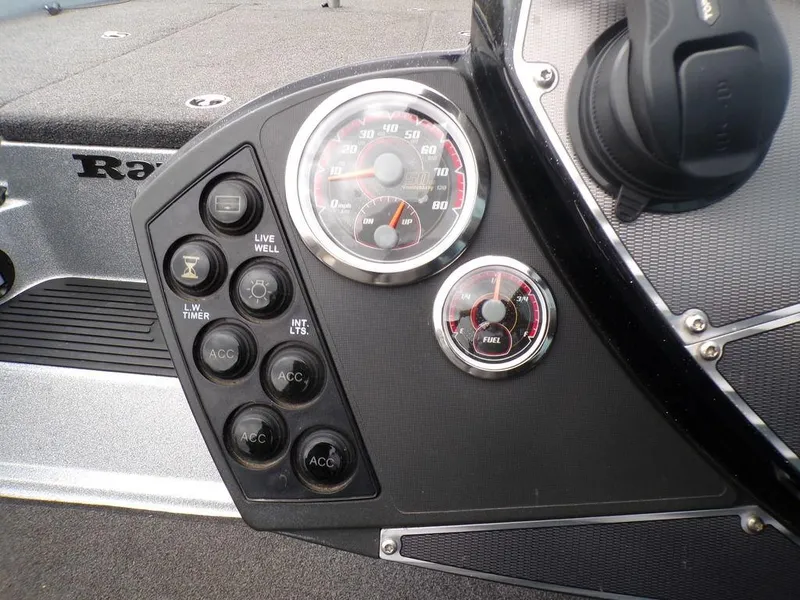 Slide: The Image of Ranger Z 518 2018 - 18