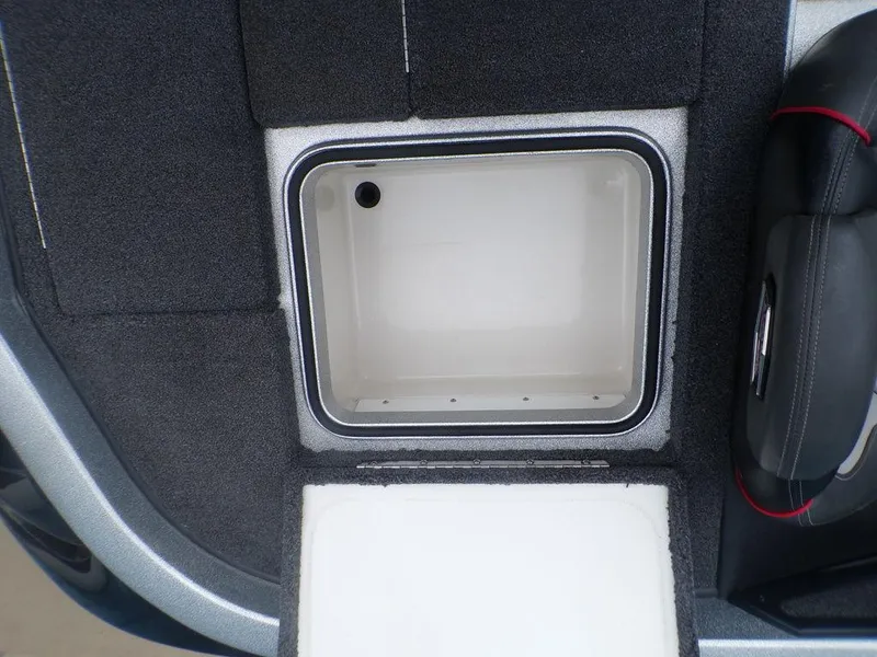 Slide: The Image of Ranger Z 518 2018 - 7