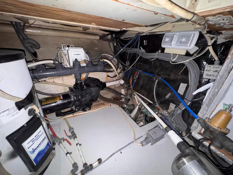 Slide: The Image of Chris-Craft 501 Motor Yacht 1988 - 52