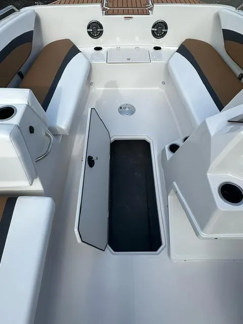 Slide: The Image of Starcraft SVX OB 171 2024 - 5