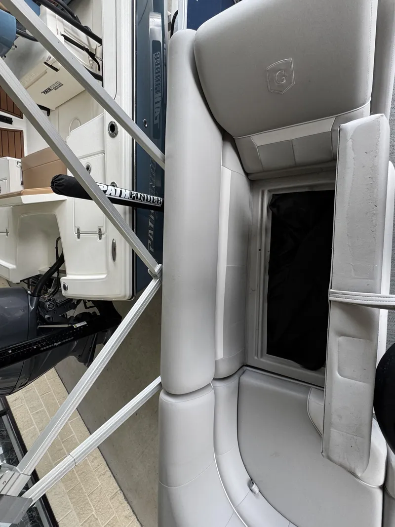 Slide: The Image of Sweetwater Xperience Cruise 1680 CX 2025 - 31