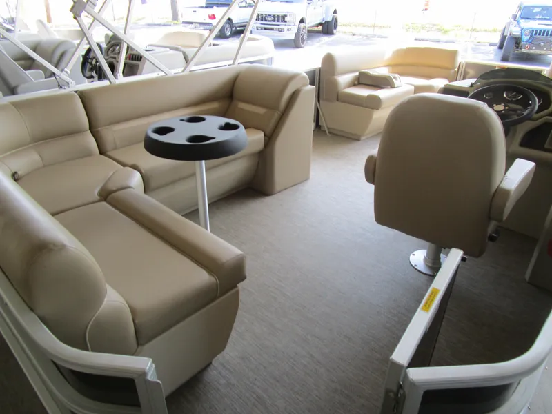 Slide: The Image of Sweetwater Xperience Cruise 2086 CXP 2025 - 7