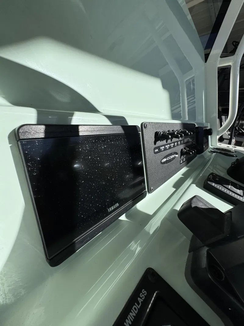Slide: The Image of Cobia 265 Open Center Console 2025 - 19
