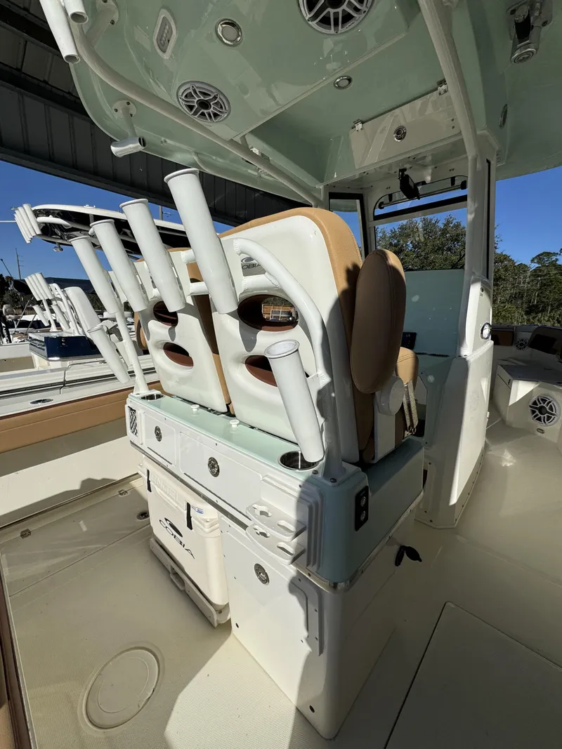 Slide: The Image of Cobia 265 Open Center Console 2025 - 35