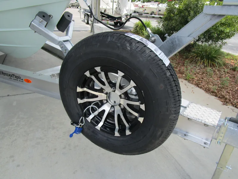 Slide: The Image of Cobia 265 Open Center Console 2025 - 4