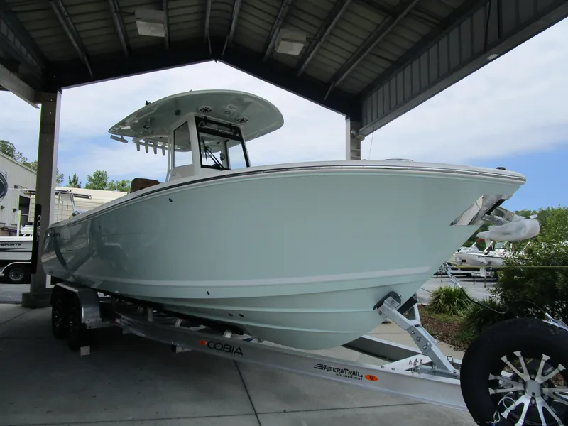 Slide: The Image of Cobia 265 Open Center Console 2025 - 5