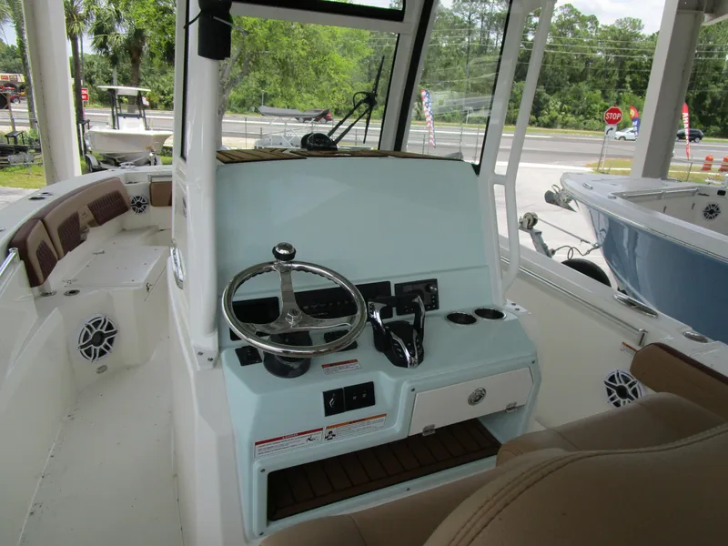 Slide: The Image of Cobia 265 Open Center Console 2025 - 7