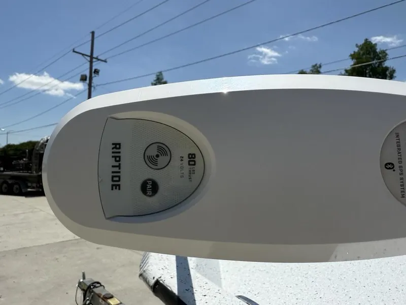 Slide: The Image of Riptide motor on 2023 Xpress H22 Bay boat, featuring integrated GPS system. - 13
