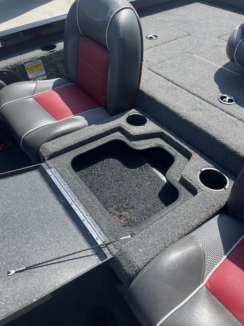 Slide: The Image of Ranger RT198P 2017 - 14