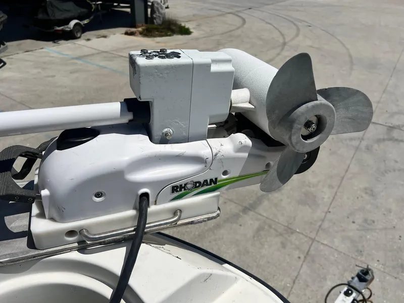 Slide: The Image of Hydra-Sports 2900 Vector CC 2007 - 11