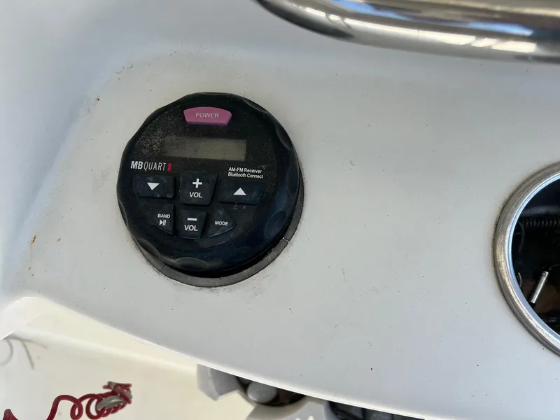 Slide: The Image of Hydra-Sports 2900 Vector CC 2007 - 19