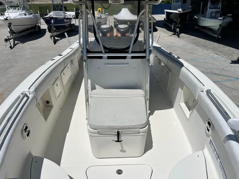 Slide: The Image of Hydra-Sports 2900 Vector CC 2007 - 7